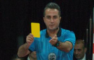 Hakem Kartı Kime Gösteriyor