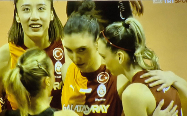 5 ve 8. lik Maçında G.Saray THY'nı Son Sette Yendi