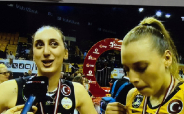 Ayça, Şampiyondan Galatasaray'a