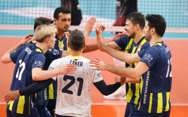 İstanbul Gençlik'i 3-1 Yenen Fenerbahçe 1-0 Önde