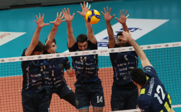 Fenerbahçe, Bursa'da da Kazandı