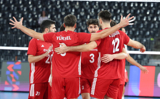 Efeler'den İsviçre'ye Set Yok
