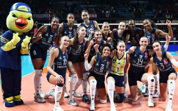 Fenerbahçe, Eczacıbaşı'nı Eli Boş Çevirdi