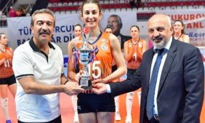 Adana'da Çukurova Belediyesi TSYD Kupası'nı Kazandı