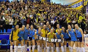 Sultanlar Ligi'nde Fenerbahçe, Aydın'da Set Bırakmadı